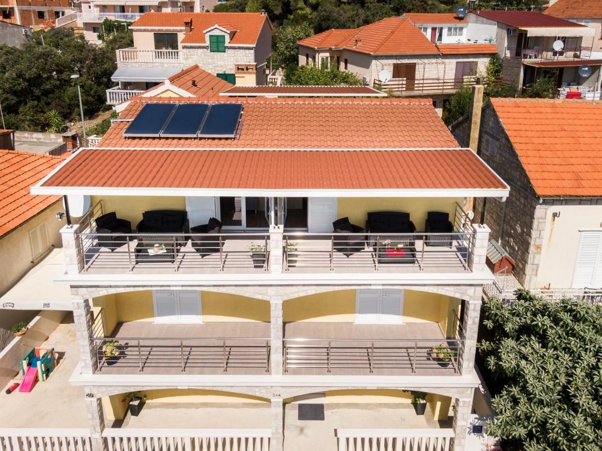 Fancy Apartments Dream Brna Bagian luar foto