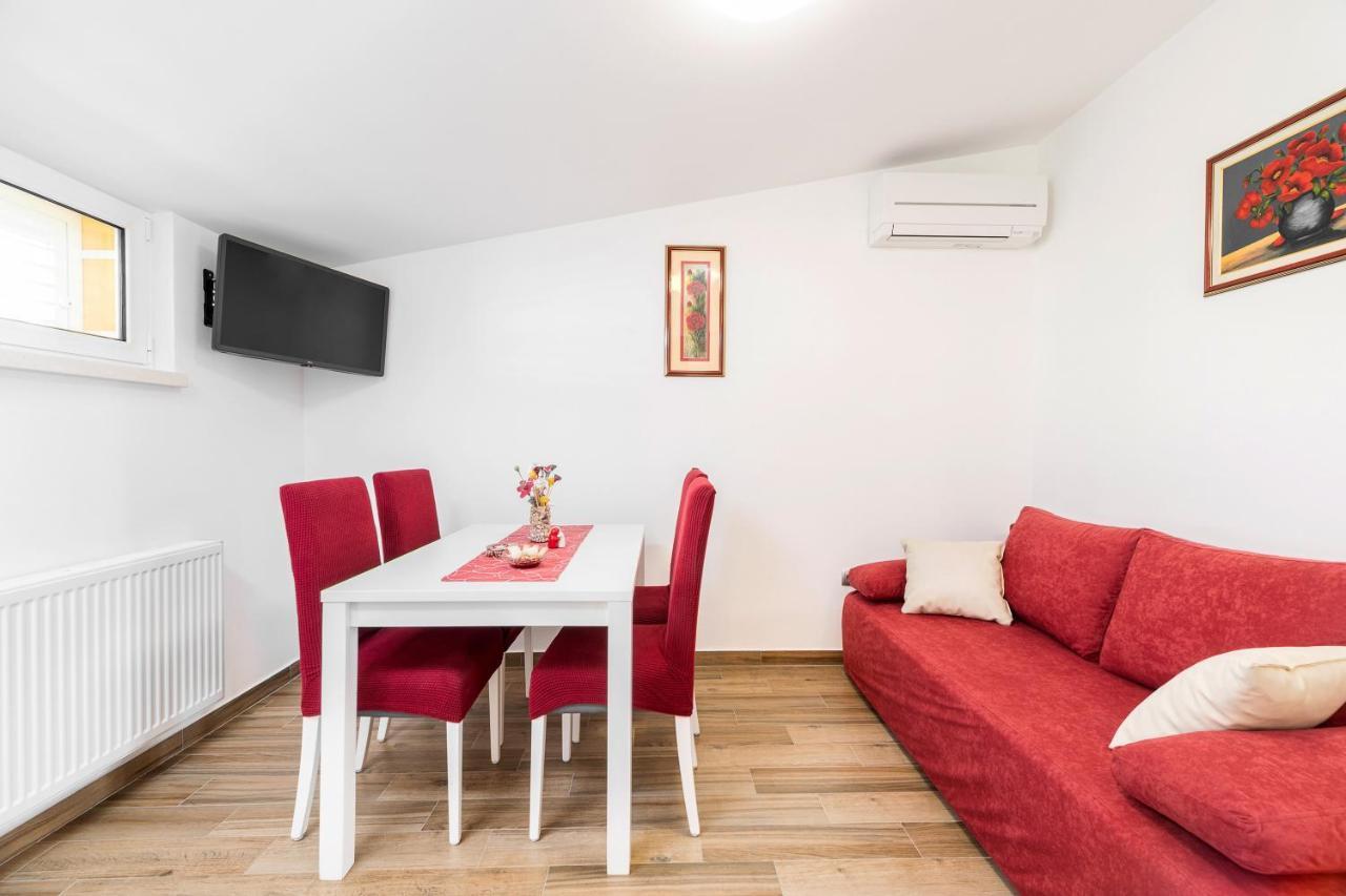 Fancy Apartments Dream Brna Bagian luar foto
