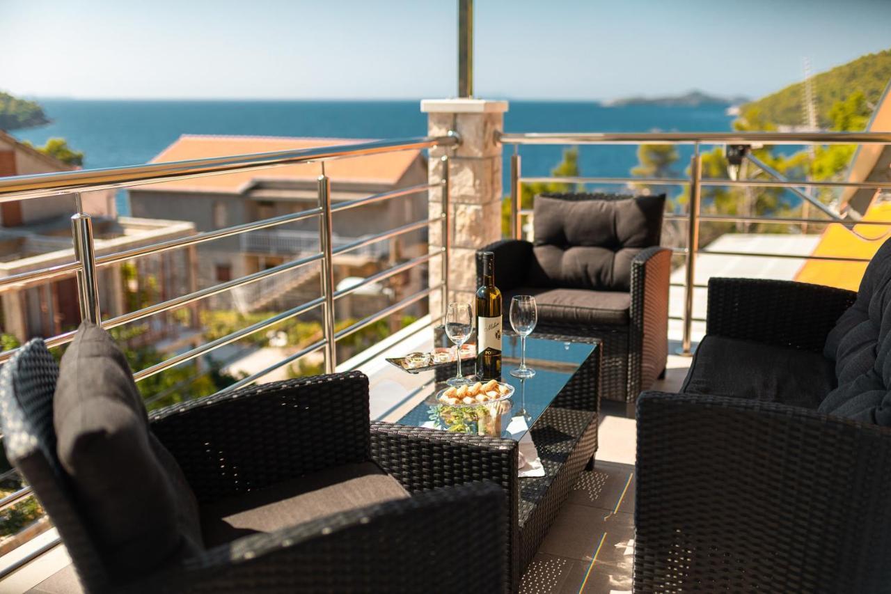 Fancy Apartments Dream Brna Bagian luar foto