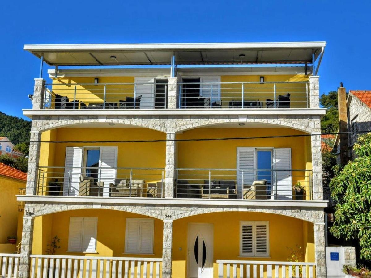 Fancy Apartments Dream Brna Bagian luar foto