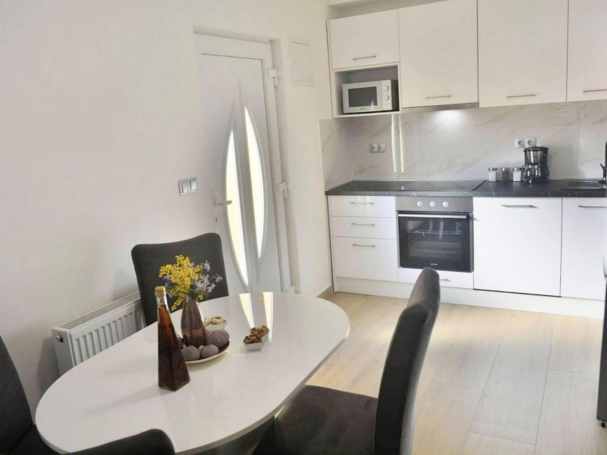 Fancy Apartments Dream Brna Bagian luar foto